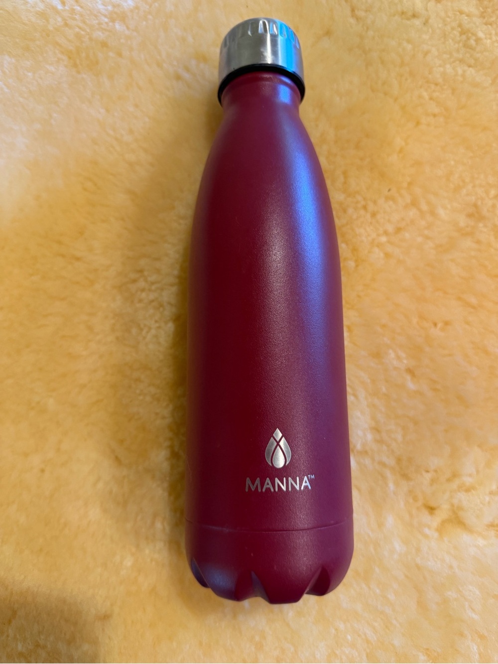Manna Red Water Bottle - 27 oz. / Like New